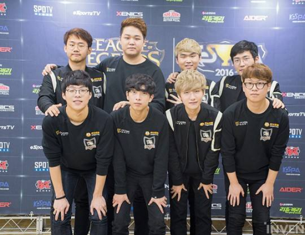 穿插配合 穿插配合