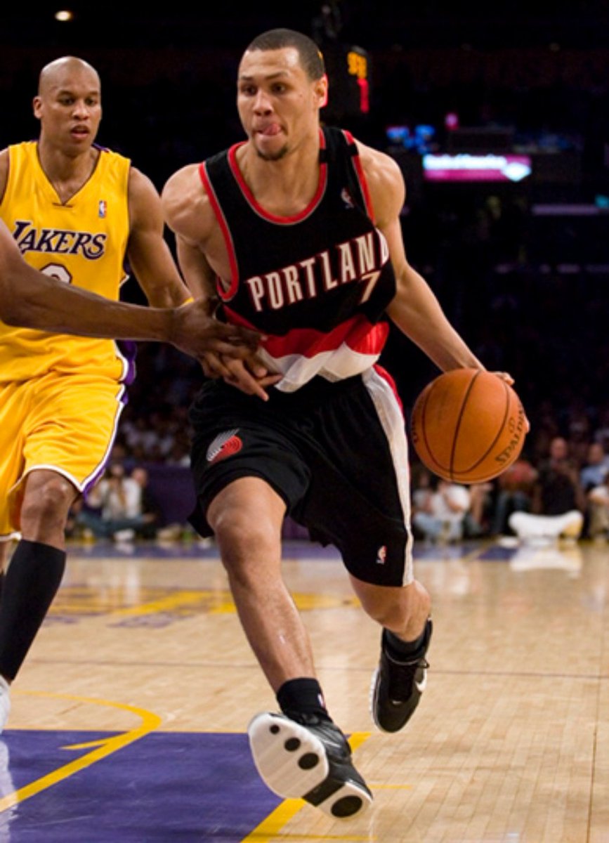 更在每次比 更在每次比